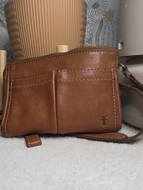 Frye Handbags - FRYE Chestnut Brown Leather Wristlet/Crossbody